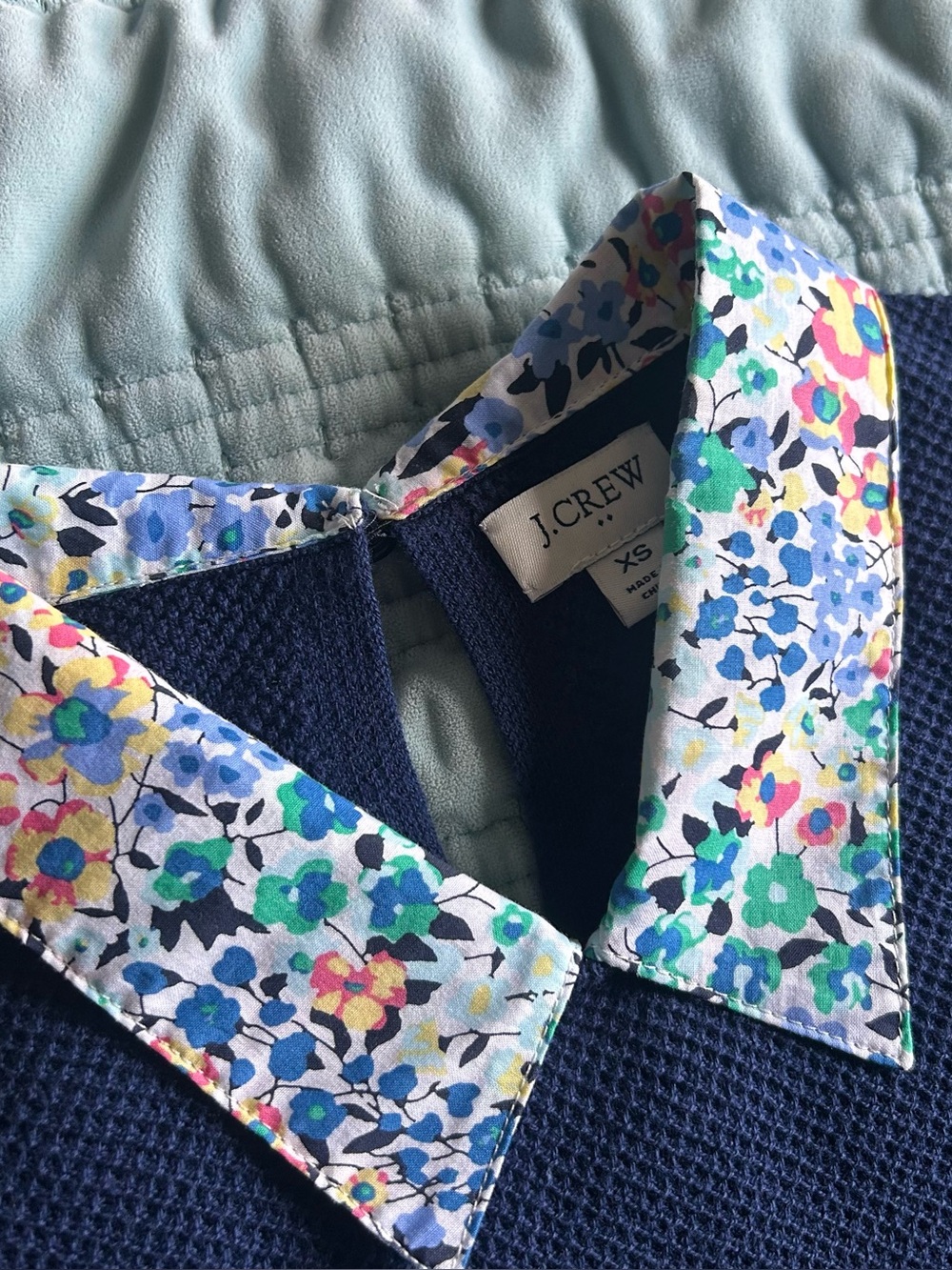 J Crew Top - Picture 2 of 4